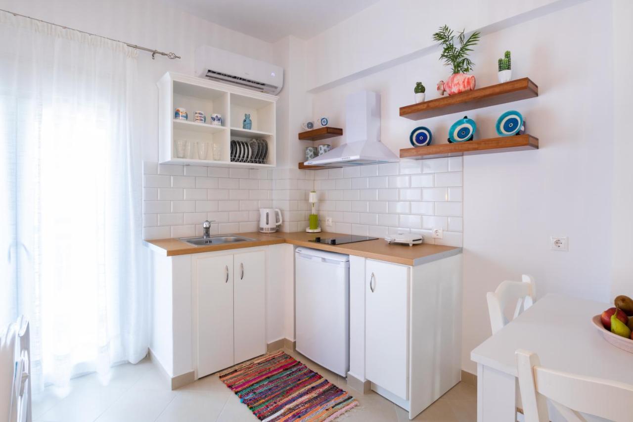 Anemos Guest Apts Карпатос Екстериор снимка
