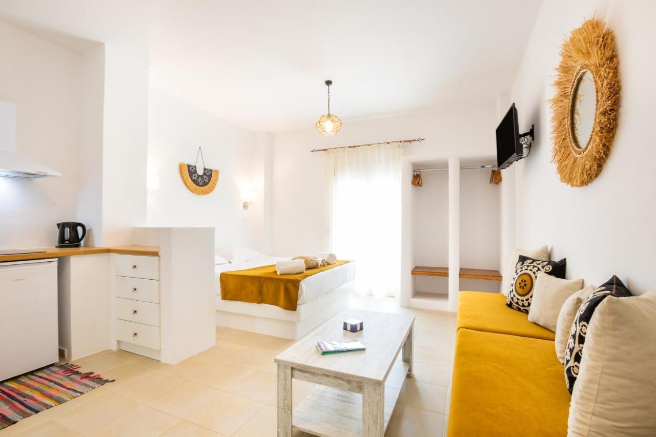 Anemos Guest Apts Карпатос Екстериор снимка