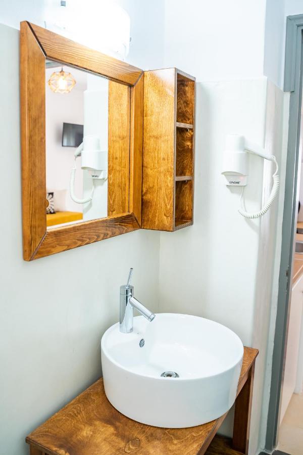 Anemos Guest Apts Карпатос Екстериор снимка
